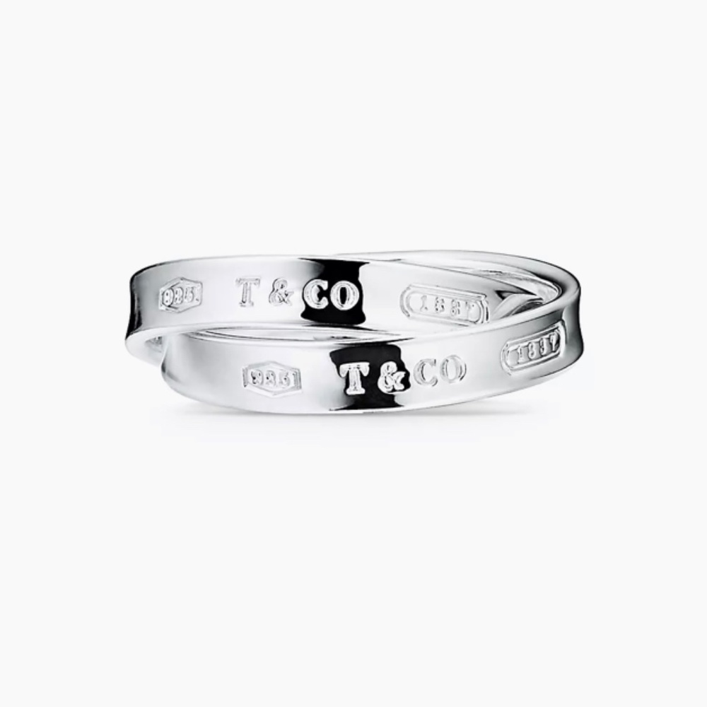 Tiffany’s size 7 ring